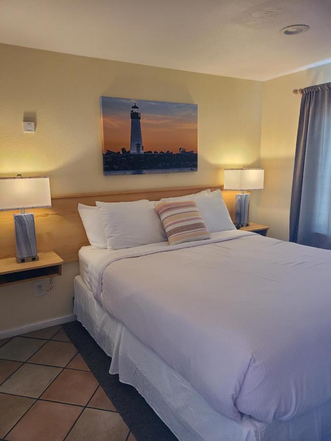 קפיטולה Sunny Cove Motel מראה חיצוני תמונה