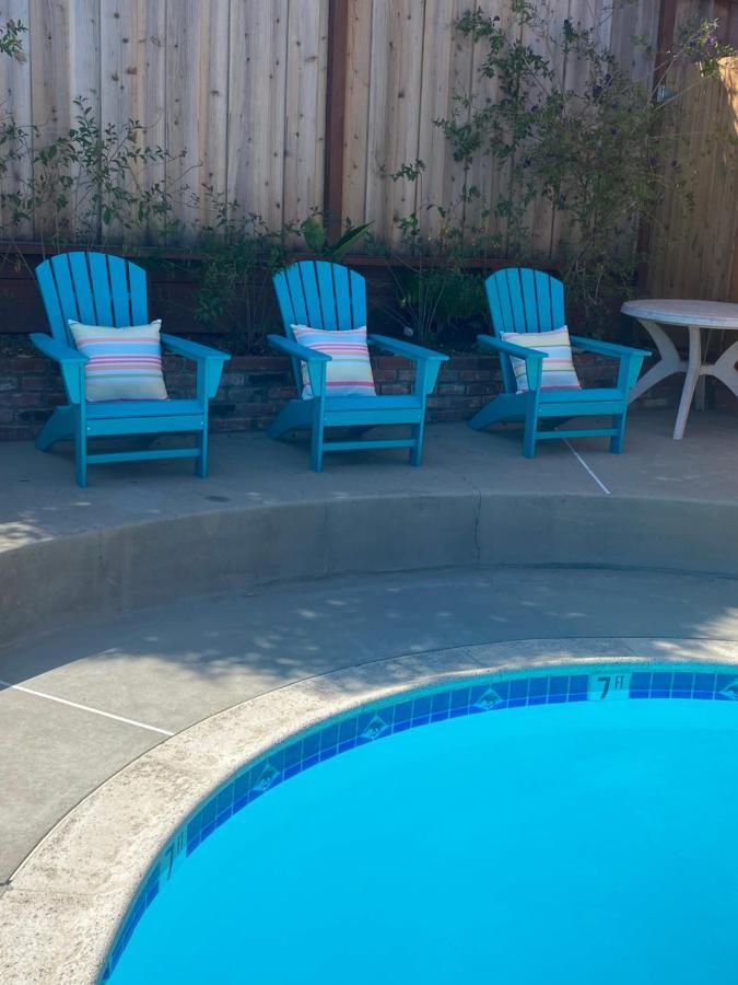 קפיטולה Sunny Cove Motel מראה חיצוני תמונה